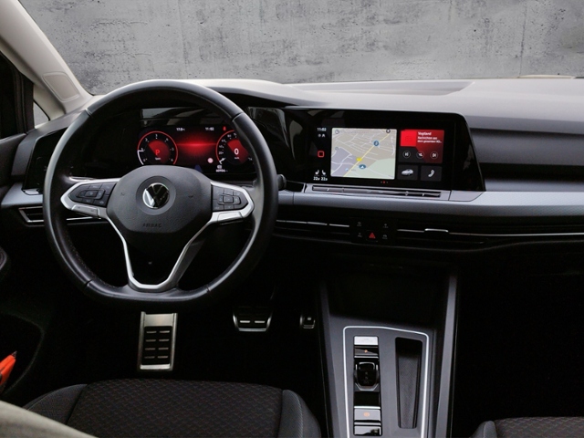 Golf VIII Active 2.0 TDI DSG PANO/HUD KLIMA LED 