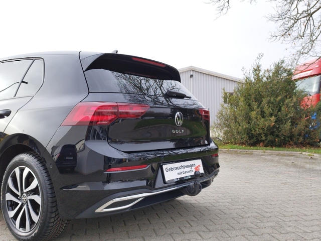 Golf VIII Active 2.0 TDI DSG PANO/HUD KLIMA LED 