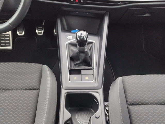 Golf VIII Active 1.5 TSI NAV/LED+/ACC KLIMA LED 