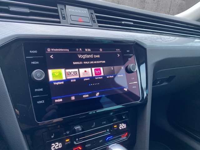 Passat Variant Business 2.0TDI DSG/AHK/Navi/RFK/