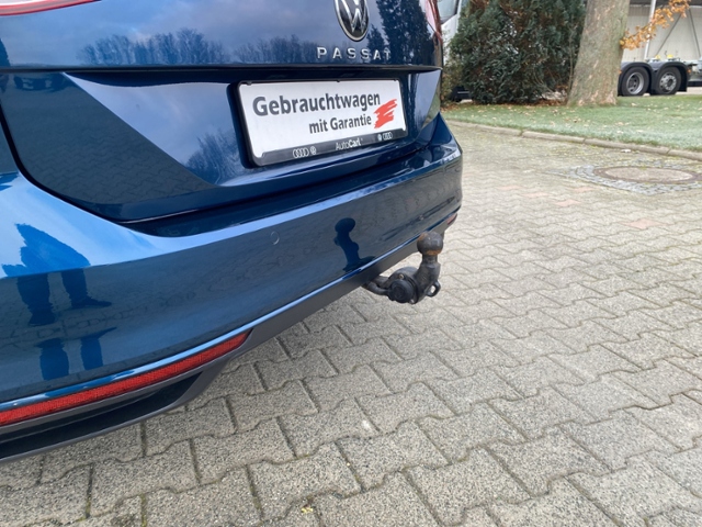 Passat Variant Business 2.0TDI DSG/AHK/Navi/RFK/