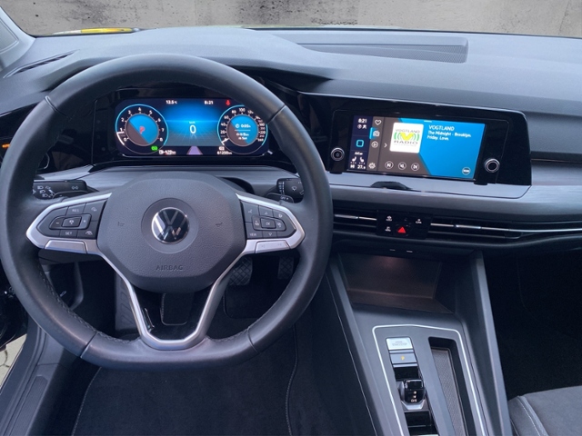 Golf VIII Variant Style 1.5 eTSI DSG SHZ/Side KL