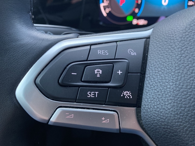 Golf VIII Variant Style 1.5 eTSI DSG SHZ/Side KL