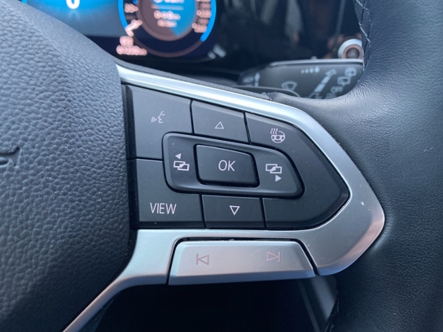 Golf VIII Variant Style 1.5 eTSI DSG SHZ/Side KL