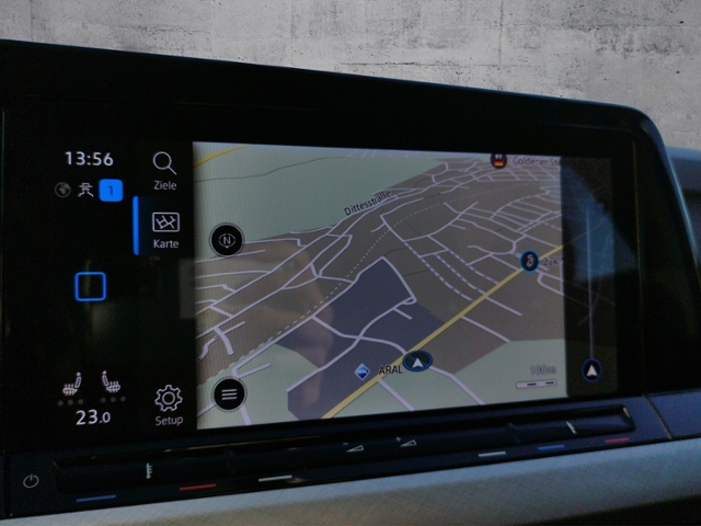 Golf VIII Variant Life 1.5 eTSI DSG LED+/NAV/SHZ