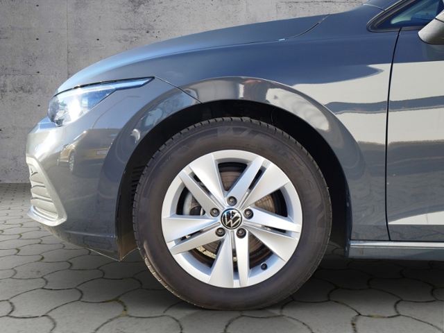 Golf VIII Variant Life 1.5 eTSI DSG LED+/NAV/SHZ