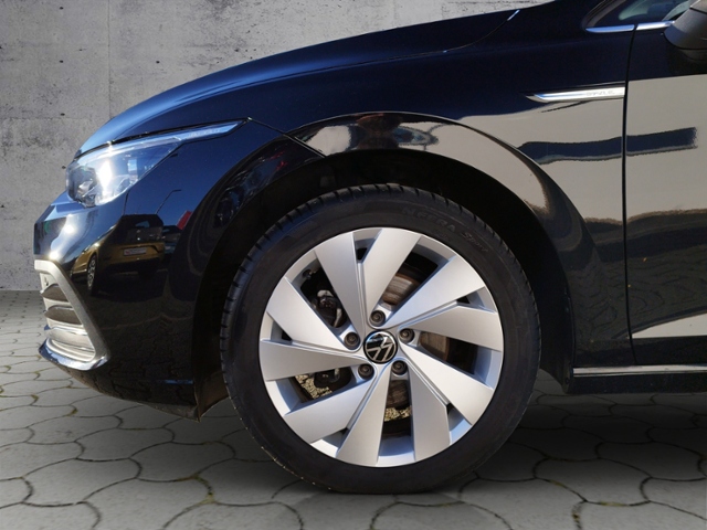 Golf VIII Variant Style 1.5 eTSI DSG Bus.Prem./I