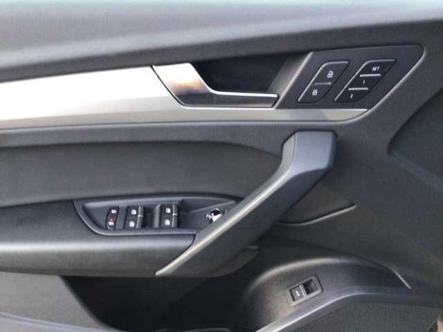 Q5 S line 45 TFSI quattro S tronic AHK/MATRIX/Bu