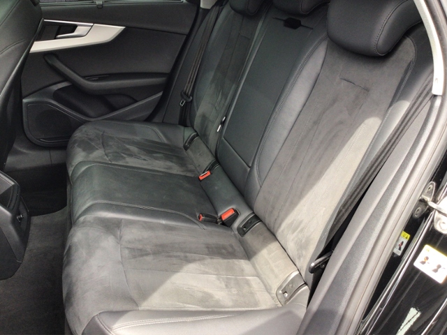 A4 allroad 45 TFSI quattro S-tronic PANO/AHK/NAV