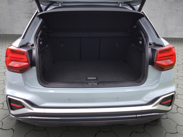 Q2 S line 35 TFSI NAV/SHZ KLIMA LED NAVI LEDER A