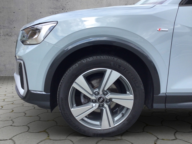 Q2 S line 35 TFSI NAV/SHZ KLIMA LED NAVI LEDER A