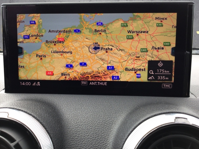 Q2 S line 35 TFSI NAV/SHZ KLIMA LED NAVI LEDER A