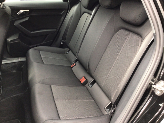 A3 Sportback advanced 35 TFSI 2-Zonen/SHZ/ACC KL