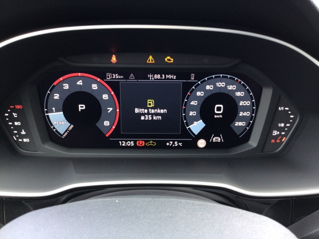 Q3 advanced 35 TFSI S-tronic