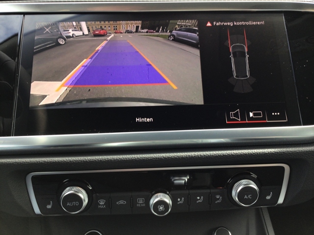 Q3 advanced 35 TFSI S-tronic