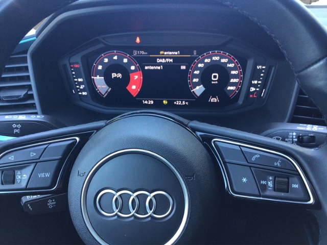 A1 Sportback 25 TFSI S-tronic LED/2-Zonen/PDC KL