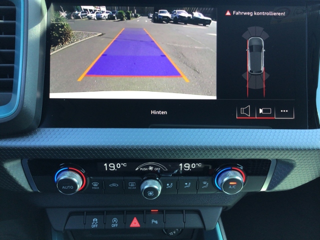 A1 Sportback 25 TFSI S-tronic LED/2-Zonen/PDC KL