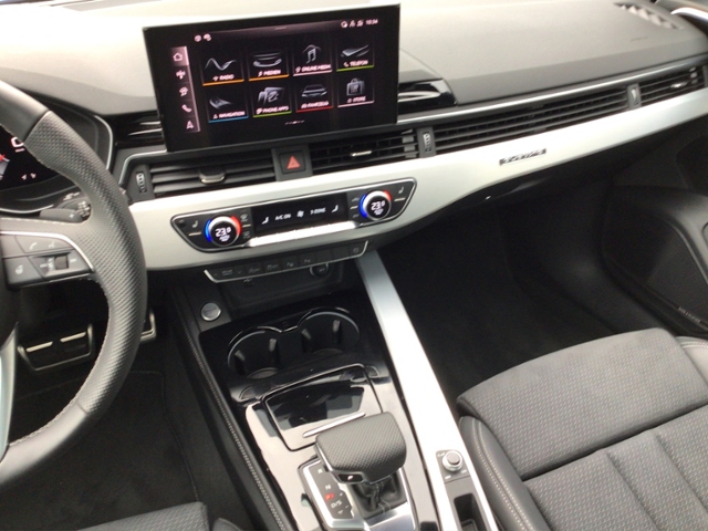 A4 Avant S line 45 TFSI quattro S-tronic PANO/ST