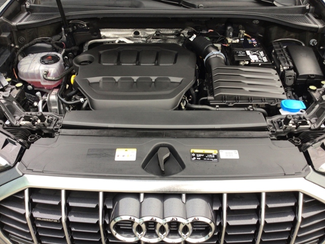 Q3 advanced 2.0TFSI qua S tron/Navi/RFK/ACC/SHZ/