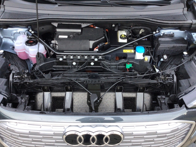 Q4 e-tron 50 quattro STH/NAV/ACC KLIMA LED LEDER