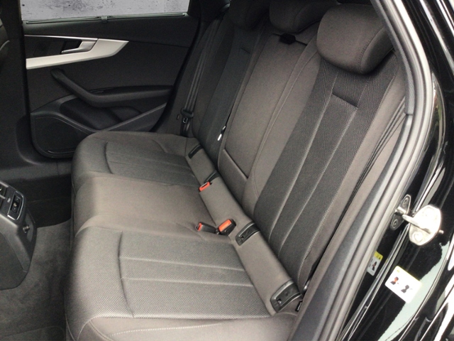 A4 Avant advanced 40 TFSI quattro S-tronic KLIMA