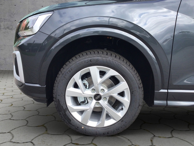 Q2 advanced 35 TFSI S-tronic Parken/SHZ KLIMA LE
