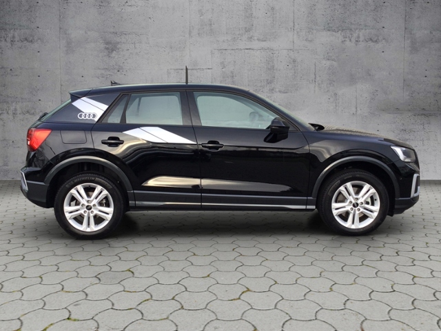 Q2 advanced 40 TFSI quattro S-tronic KLIMA LED L