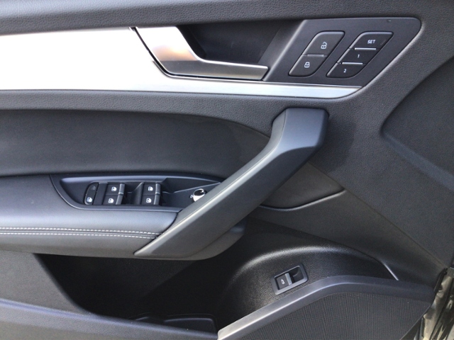 Q5 S line 40 TDI quattro S-tronic KLIMA LED NAVI