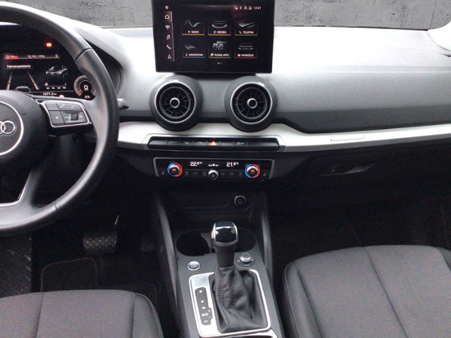 Q2 advanced 35 TFSI S-tronic Parken KLIMA LED AL