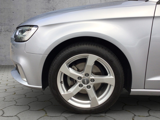 A3 Sportback sport 30 TFSI S-tronic LED/NAV/SHZ