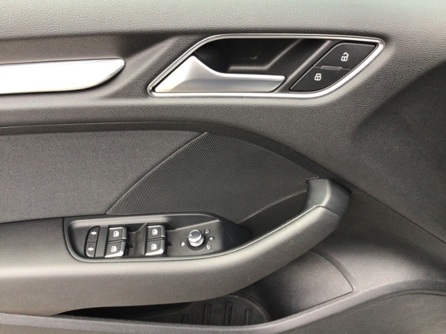 A3 Sportback sport 30 TFSI S-tronic LED/NAV/SHZ