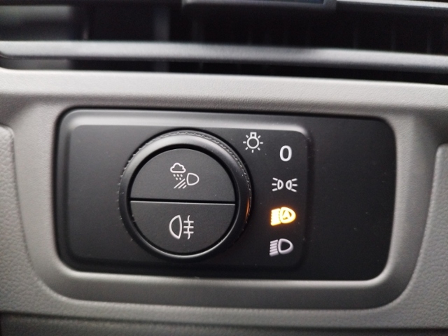 Transporter Kasten 2.0TDI LED/SHZ/Fahrerassisten