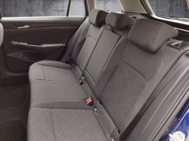 Golf VIII Variant Life 1.5 eTSI DSG BusinessPre.