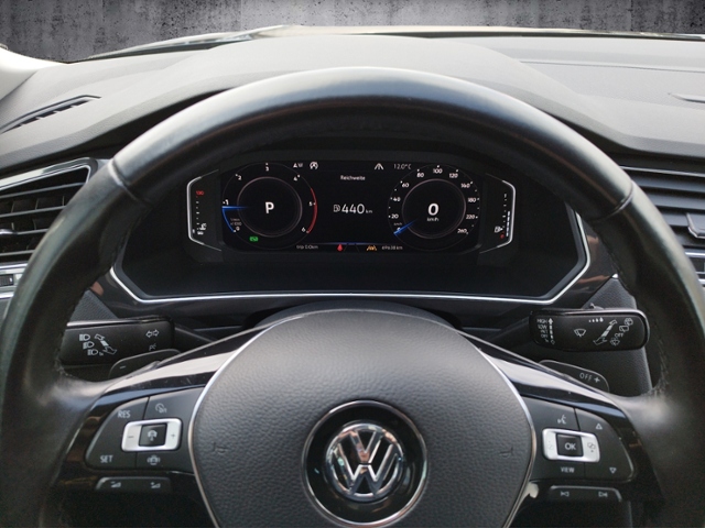 Tiguan Highline 2.0 TDI 4Motion DSG STH/NAV KLIM