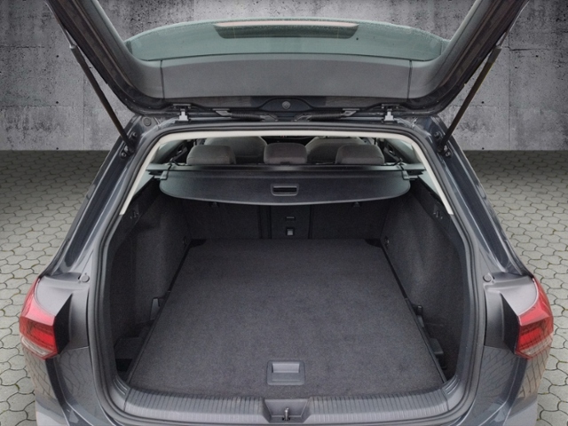 Golf VIII Variant Alltrack 2.0TDI 4M DSG Navi/AC