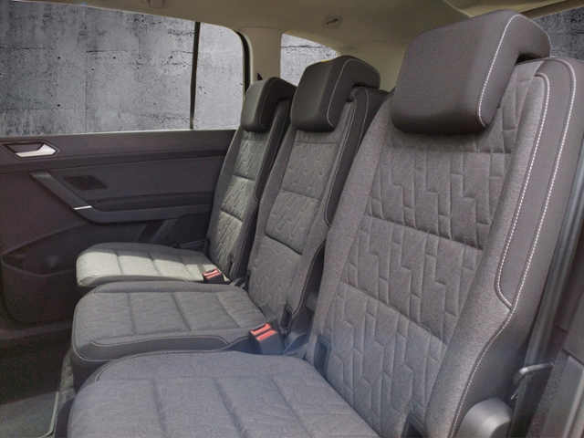 Touran Move 1.5 TSI DSG IQ.DRIVE/NAV/SHZ KLIMA L