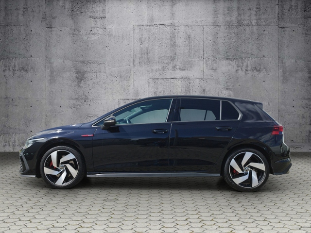 Golf VIII GTI 2.0 TSI DSG BusniessPre. NAV/SHZ K