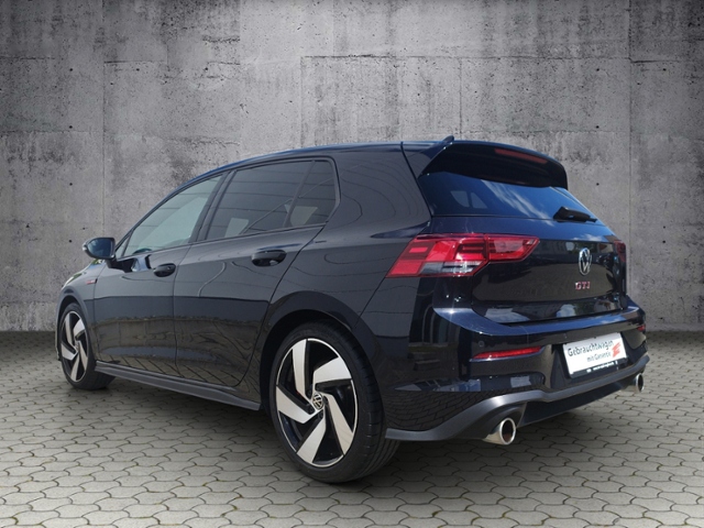 Golf VIII GTI 2.0 TSI DSG BusniessPre. NAV/SHZ K