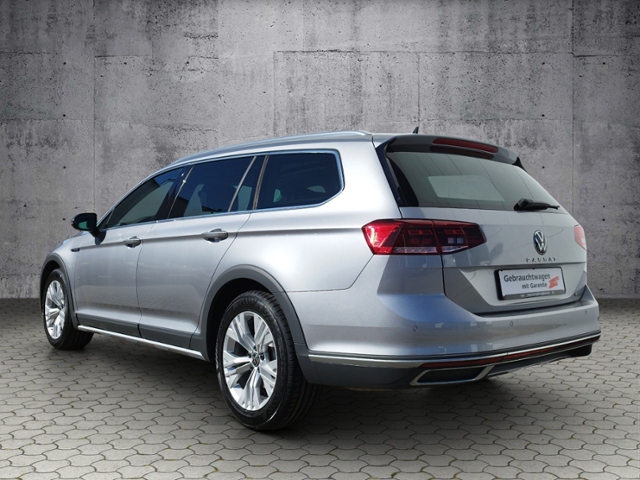Passat Alltrack 2.0 TDI DSG 4M Pano/AHK/LED/Kame