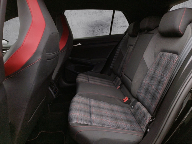 Golf VIII GTI 2.0TSI DSG Licht&Sicht/RFK/SHZ/Car