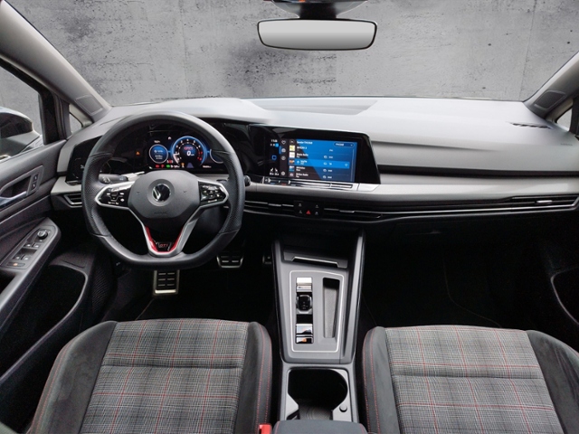 Golf VIII GTI 2.0TSI DSG Licht&Sicht/RFK/SHZ/Car