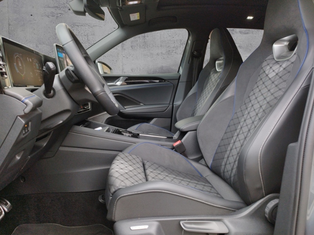 Tiguan R-Line 2.0TDI DSG 4Motion/Navi/HUD/Harman