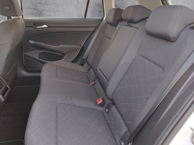 Golf VIII Variant Life 1.5TSI Navi/LHZ/SHZ/PDC/G