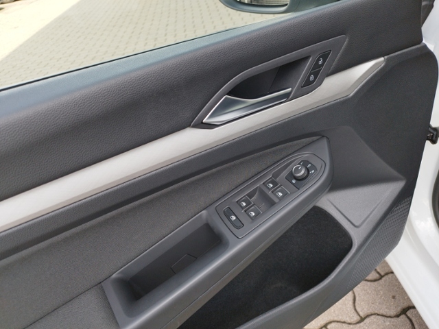 Golf VIII Variant Life 1.5TSI Navi/LHZ/SHZ/PDC/G