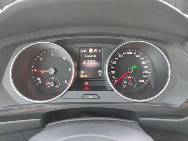 Tiguan Life 2.0TDI 4Motion DSG/Business/AHK/Navi