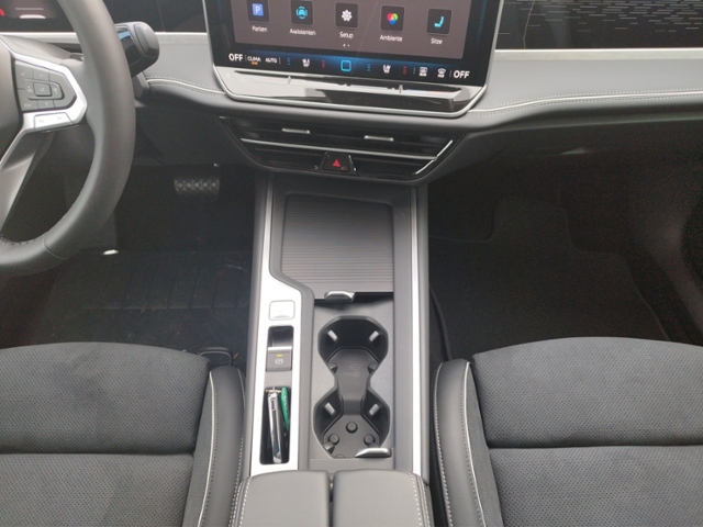 Passat Variant Business 2.0TDI DSG/AHK/Traileras