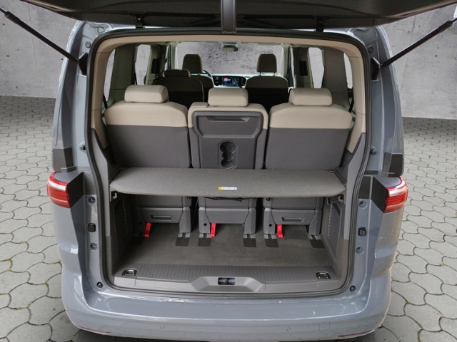 Multivan T7 Life 2.0 TDI DSG 3-Zonen/SHZ KLIMA L