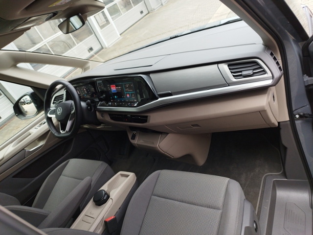 Multivan T7 Life 2.0 TDI DSG 3-Zonen/SHZ KLIMA L