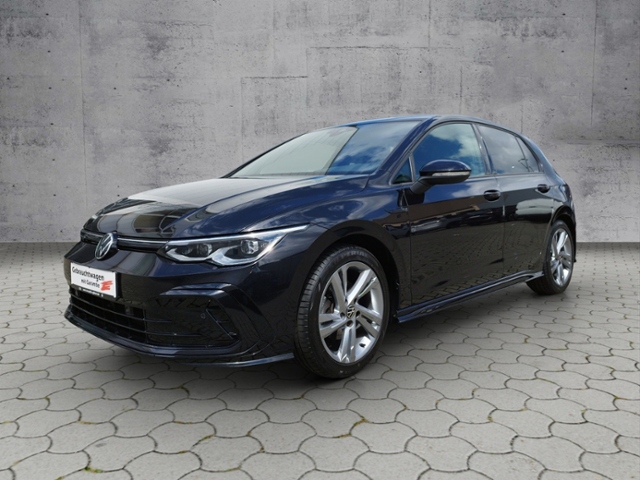 Golf VIII R-line 1.5TSI DSG IQ.Light/NAV/3ZK/Car