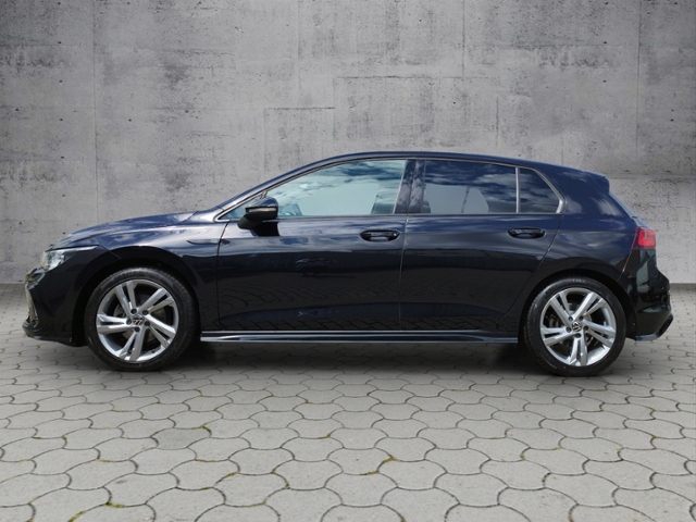 Golf VIII R-line 1.5TSI DSG IQ.Light/NAV/3ZK/Car